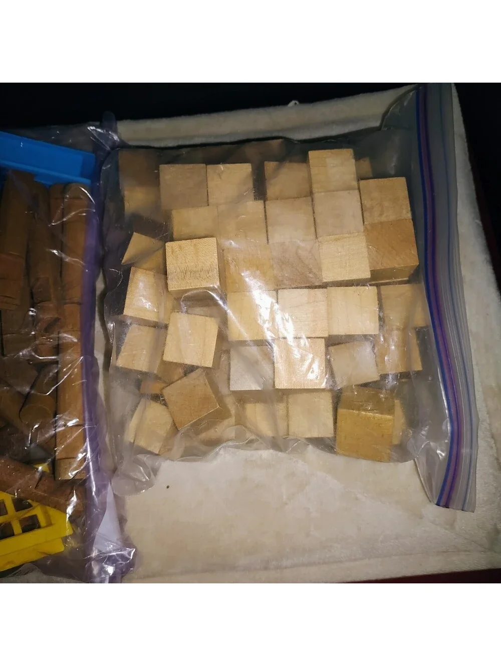 Vintage Lincoln Logs/Square Building Blocks/Dinosaur Parts/Robot Snap Blocks LOT